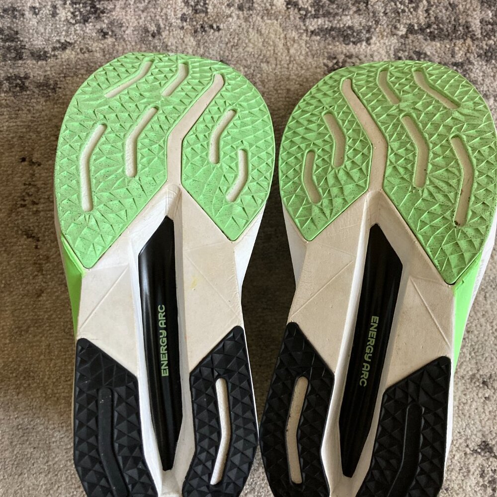 New Balance Super Comp Trainer v3 Women's 8.5 - Picture 4 of 4